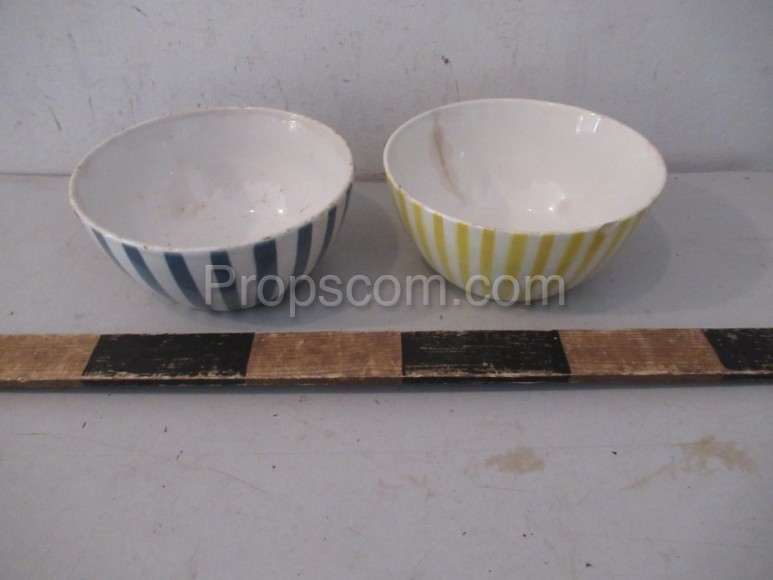 Ceramic bowls