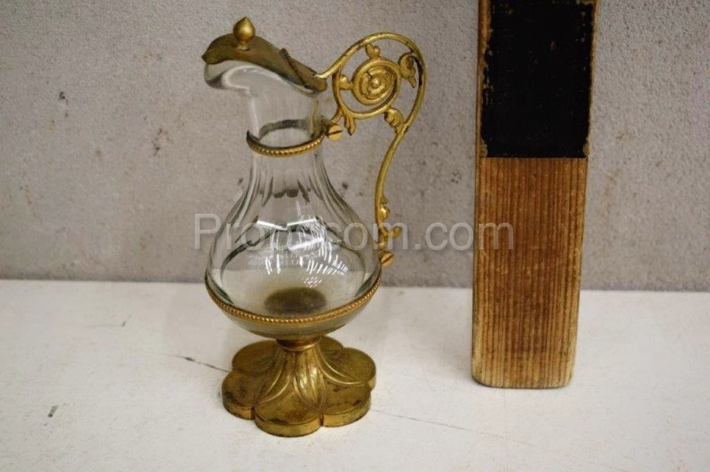 Liturgical decanter