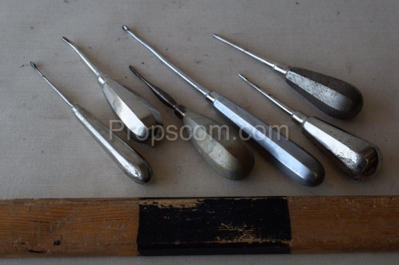 Dental instruments