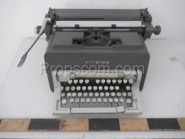 Olivetti-Schreibmaschine