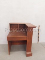 Corner wooden counter