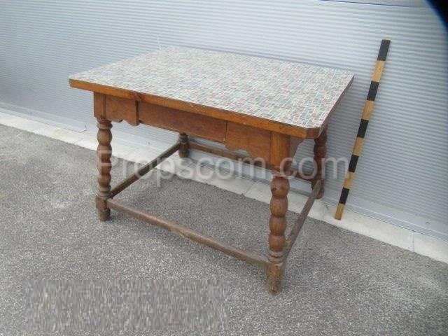 Umakart-Holztisch aus Holz