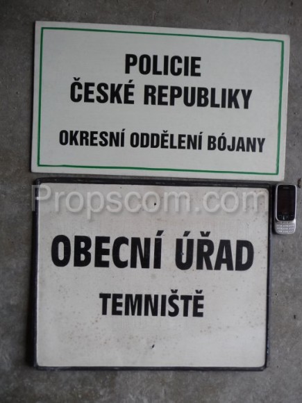 Informační cedule: Policie a Obecní úřad