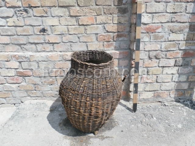 Wicker basket