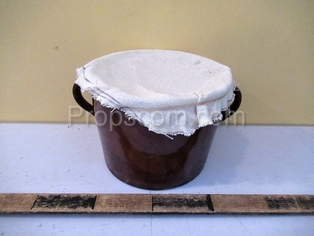 Ceramic pot