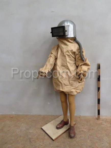 Protective helmets with suits