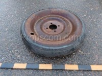 Tires with discs