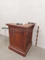 Corner wooden counter