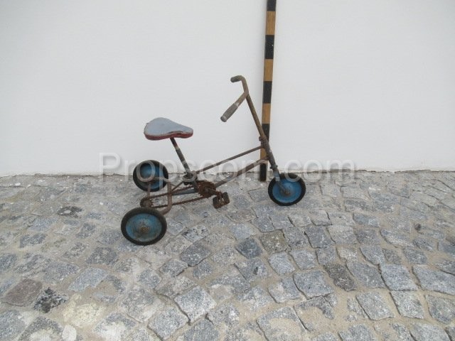 Tricycle