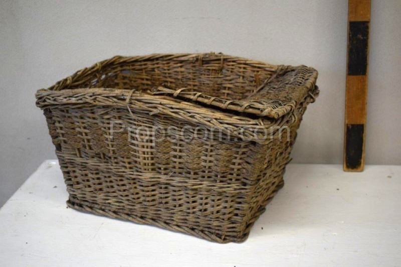 Wicker basket