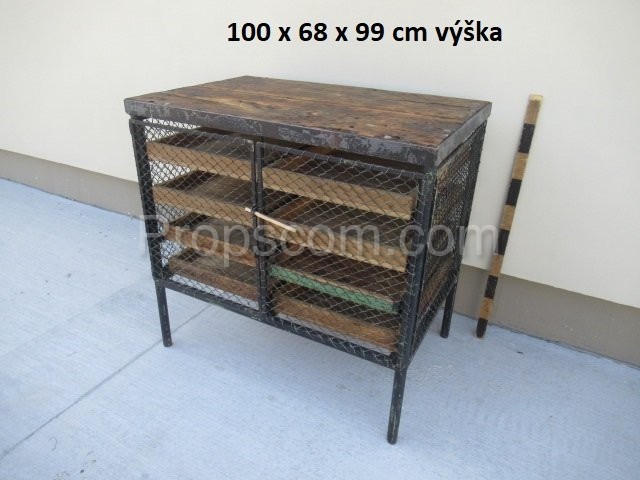 Workshop cabinet