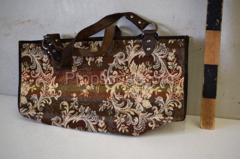 Tasche mit Ornamenten