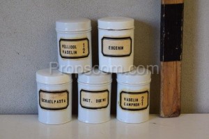 Porcelain jars