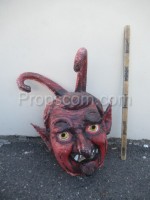 The Great Devil Mask - eine Theaterkulisse