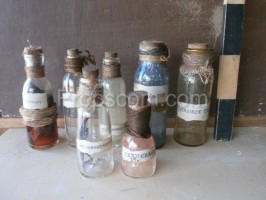 Flaschen mit Nachfüllungen