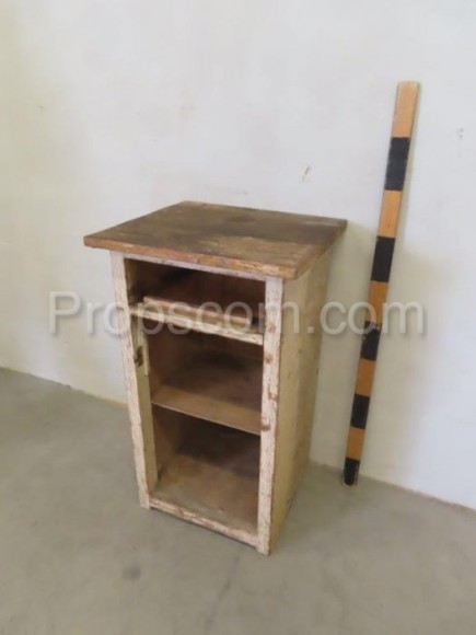 Workshop cabinet