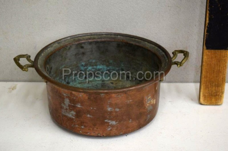 Copper pot