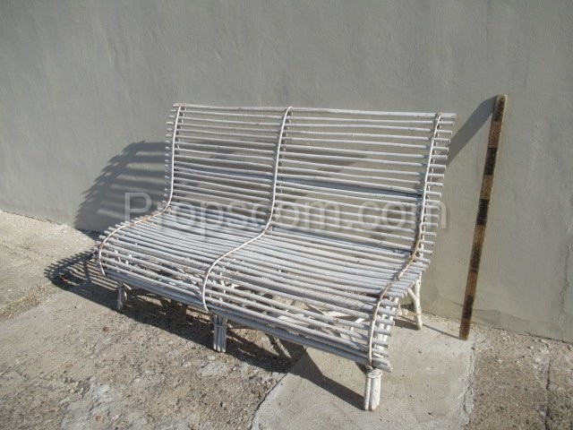 Wicker bench