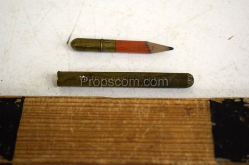 Bleistift im Kupferetui