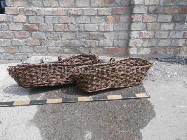 wicker baskets for oval pastries