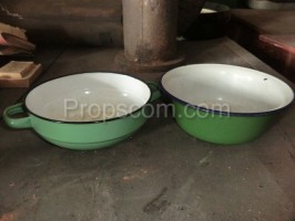 Enamel bowls