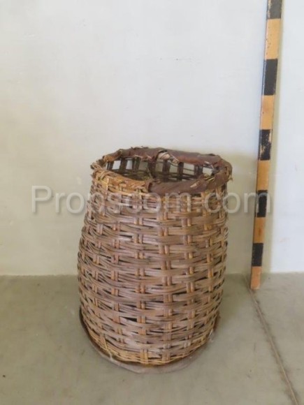 Wicker basket