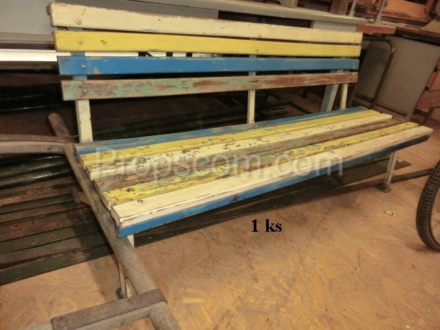 Bench wood metal