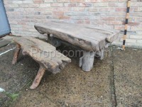 Přírodní stůl s lavičkami 