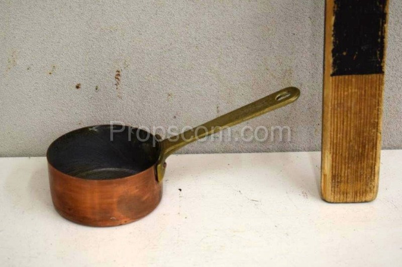 Copper saucepans set