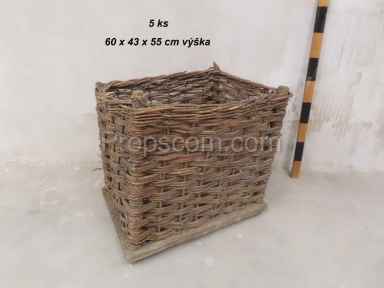 Wicker tray