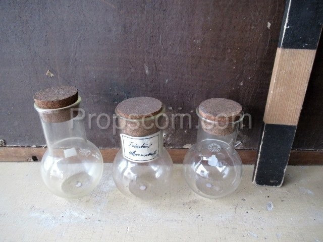 Flasks with cork stopper