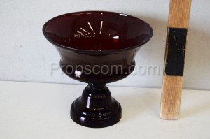 Bowls on the leg - ruby glass