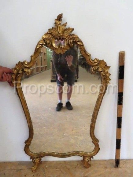 Wall mirror