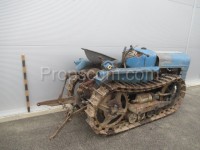 Tracked vehicle