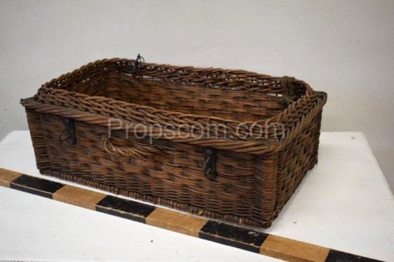 Wicker tray