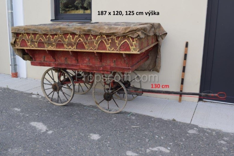 Carriage for puppet theater