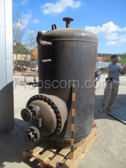 Pressure tank