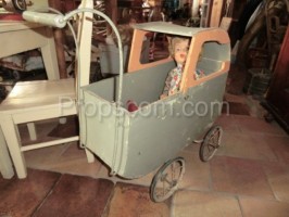 Doll buggy