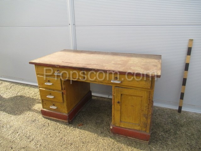 light wood desk