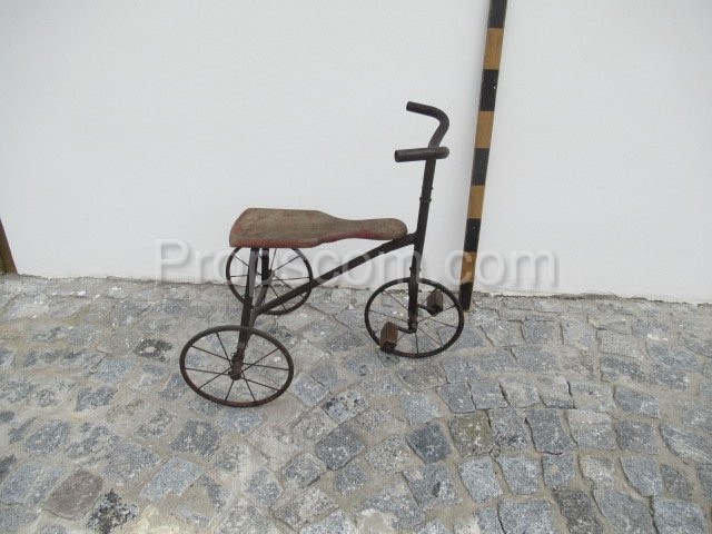 Tricycle