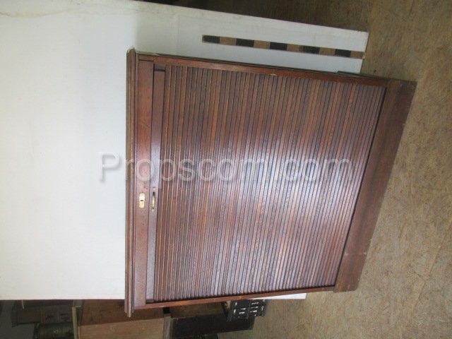 Cabinet with blinds (registrar)