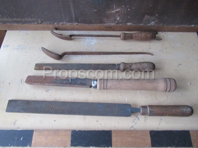 Shoemaking tools