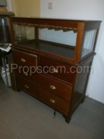 Merchant chest of drawers glazed