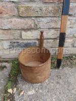 Buckets with one handle