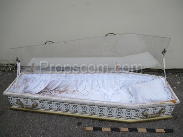 Casket glazed white