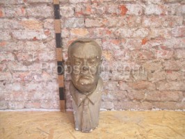 Bust of Churchill