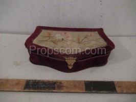 Jewelry box red with motif