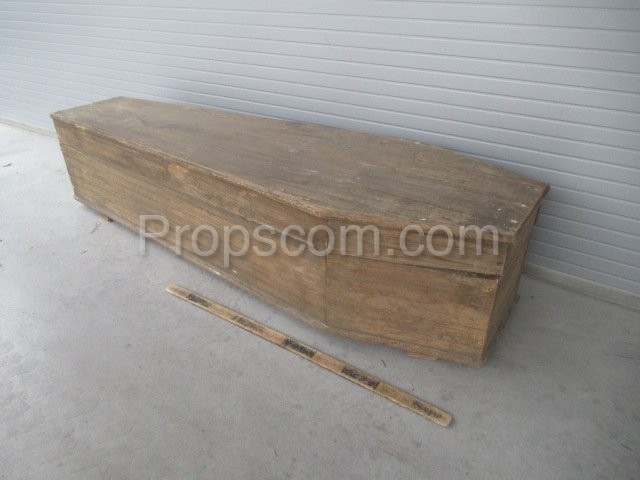 Light wooden casket