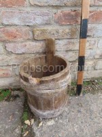 Wooden bucket