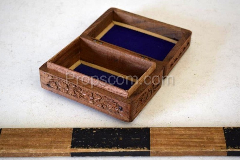 Jewelry box